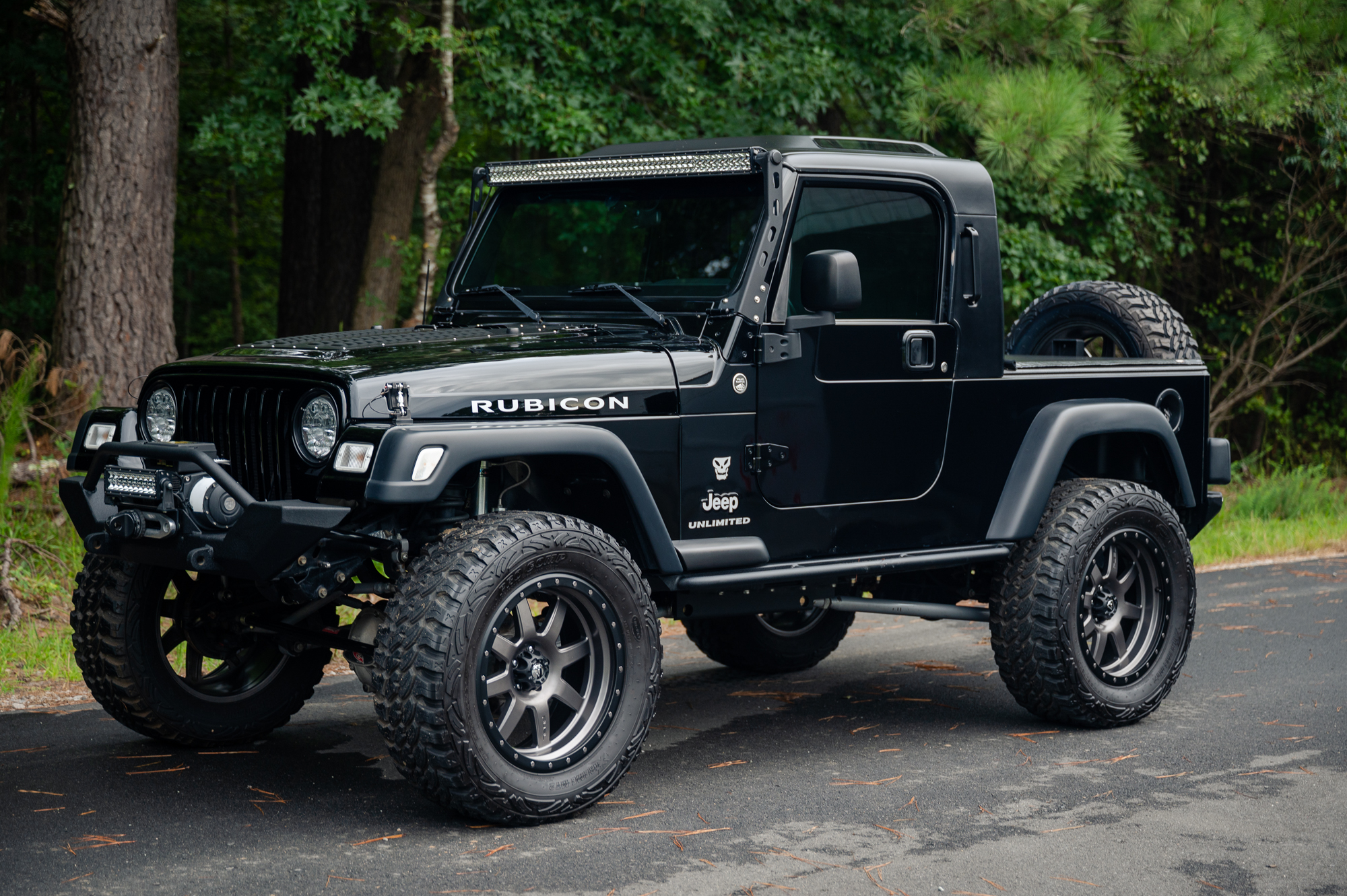 2006 Jeep Wrangler Unlimited by AEV