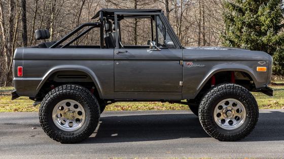 1977 Ford Bronco by Szalusky