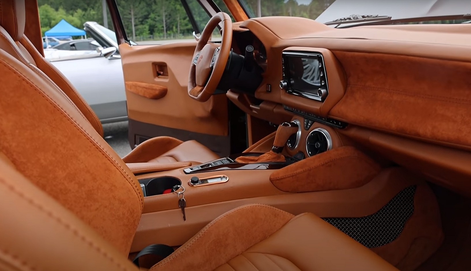 LS-Swapped Chevrolet C10 with 30-Inch Forgiatos