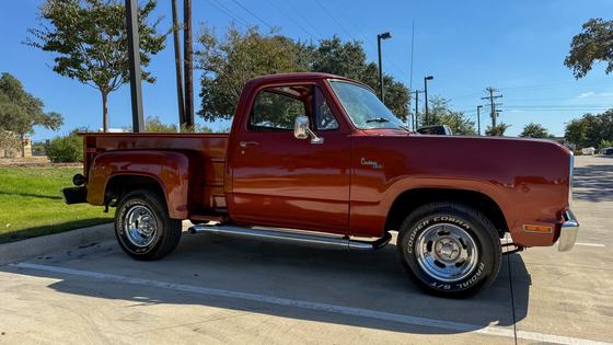 1977 Dodge D100 Custom Utiline by classicmusclemotors