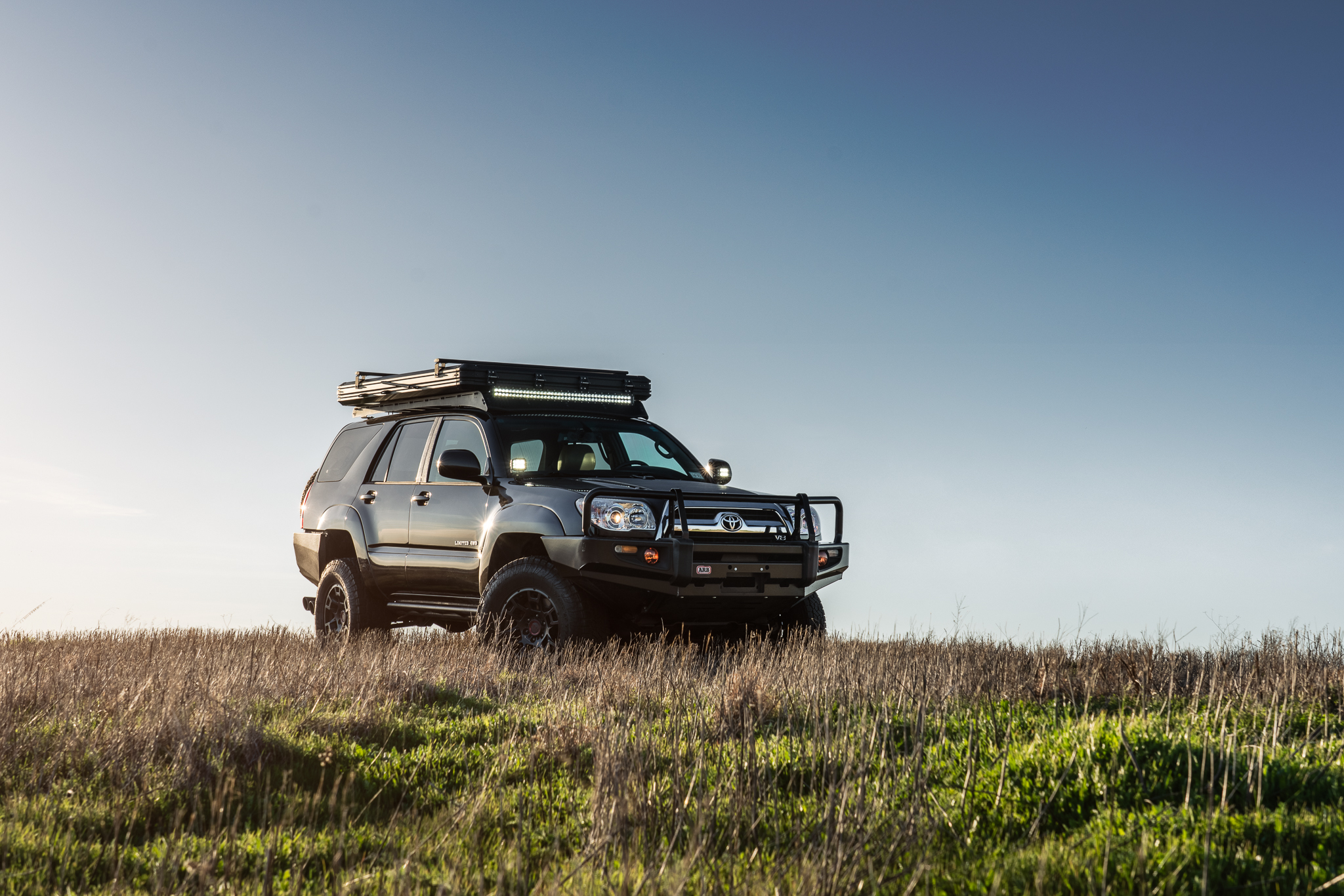 Modified 2005 Toyota 4Runner Limited V8 4WD
