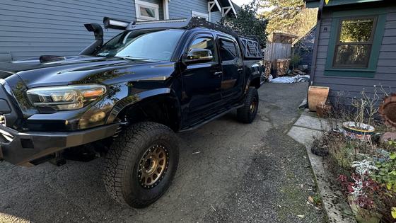 2017 Toyota Tacoma TRD Sport 4×4 by Portland2025