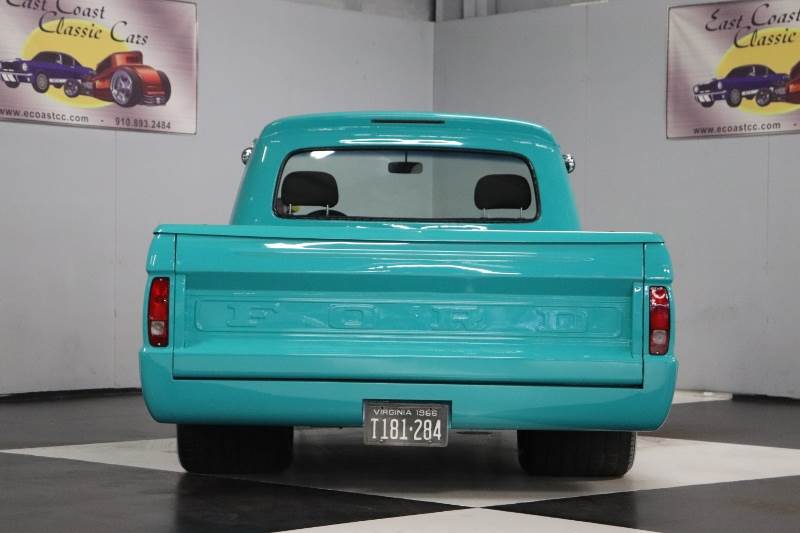 429 CID Ford F-100 Custom Street Truck