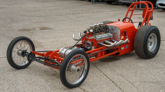 Chevrolet-Powered Slingshot Dragster