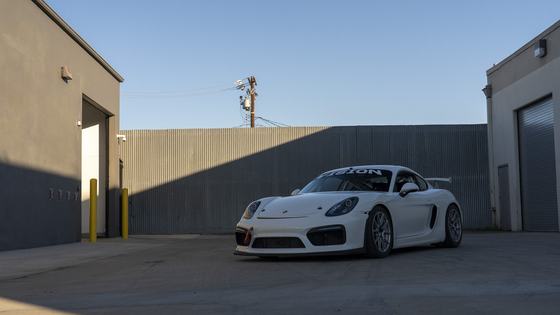 2016 Porsche Cayman GT4 Race Car