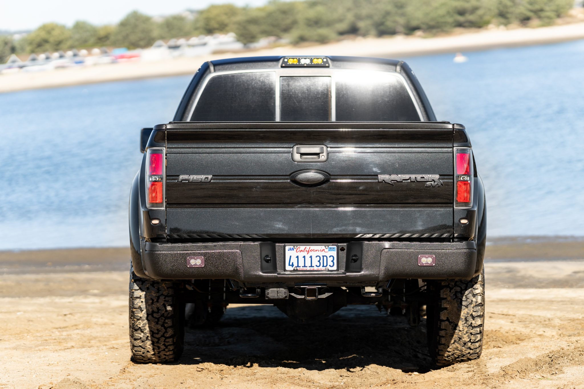 2010 Ford F-150 SVT Raptor by FarqDaddy