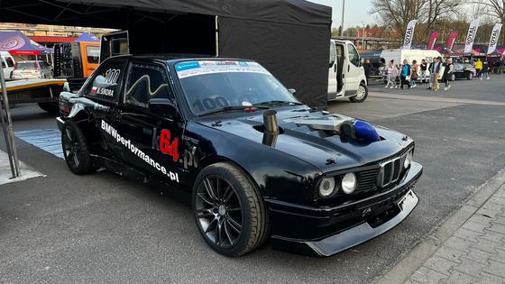 Turbo M70 V12 BMW E30 Drift Car
