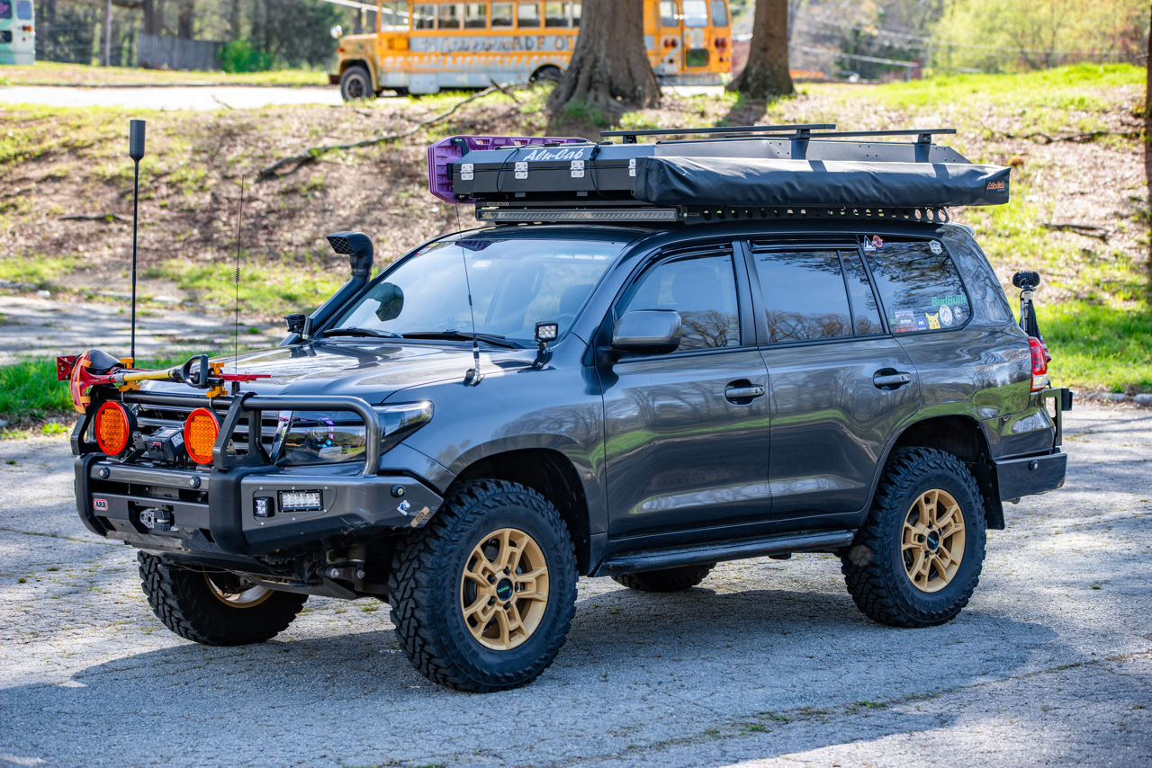 2011 Toyota Land Cruiser Overland-Modified