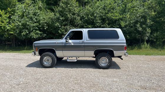 1977 Chevrolet K5 Blazer Custom Deluxe 4x4