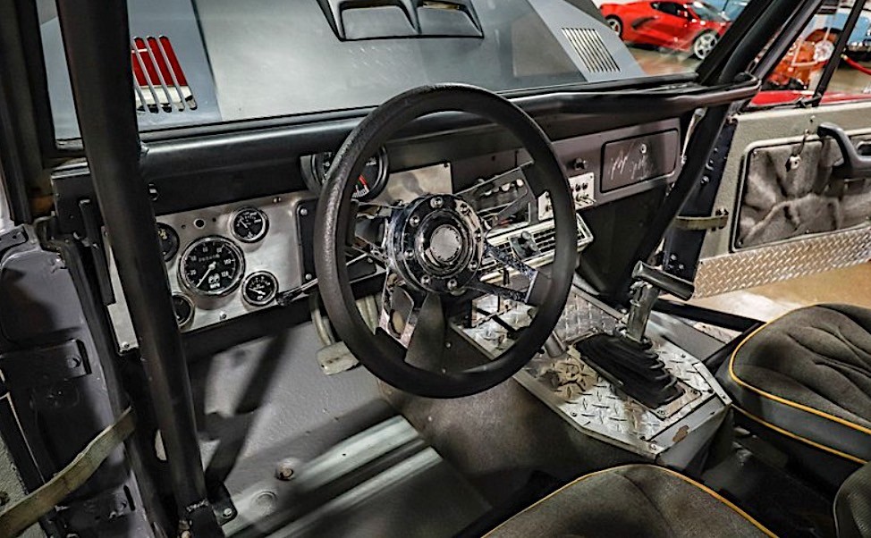 Off-Road-Primed 1976 Ford Bronco