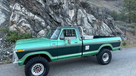 1977 Ford F-250 Custom 4×4