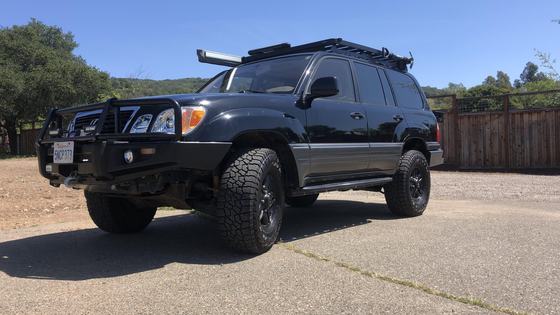 2001 Lexus LX470 by Brannonfetzer