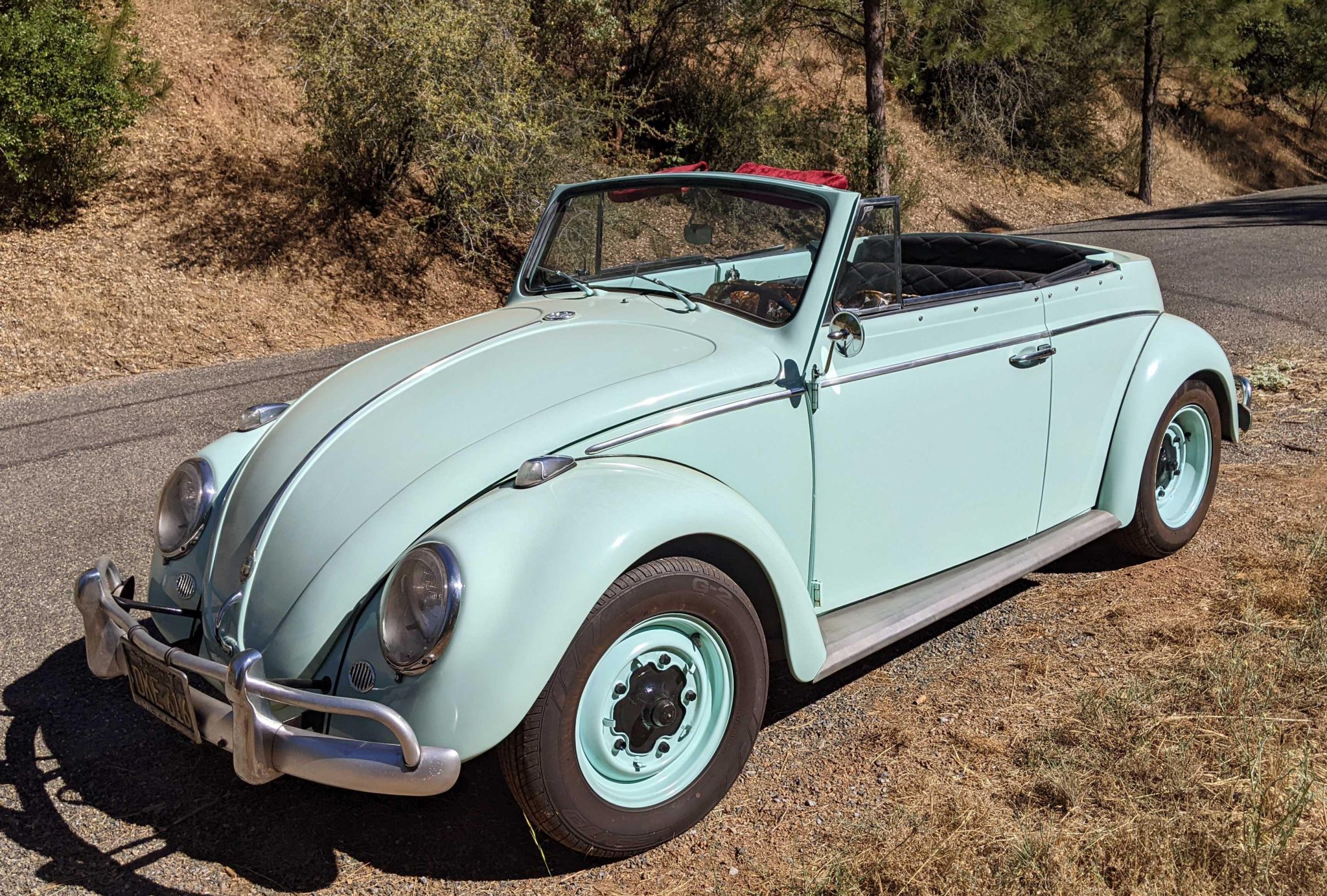 1963 Volkswagen Beetle Convertible w/Custom Hardtop