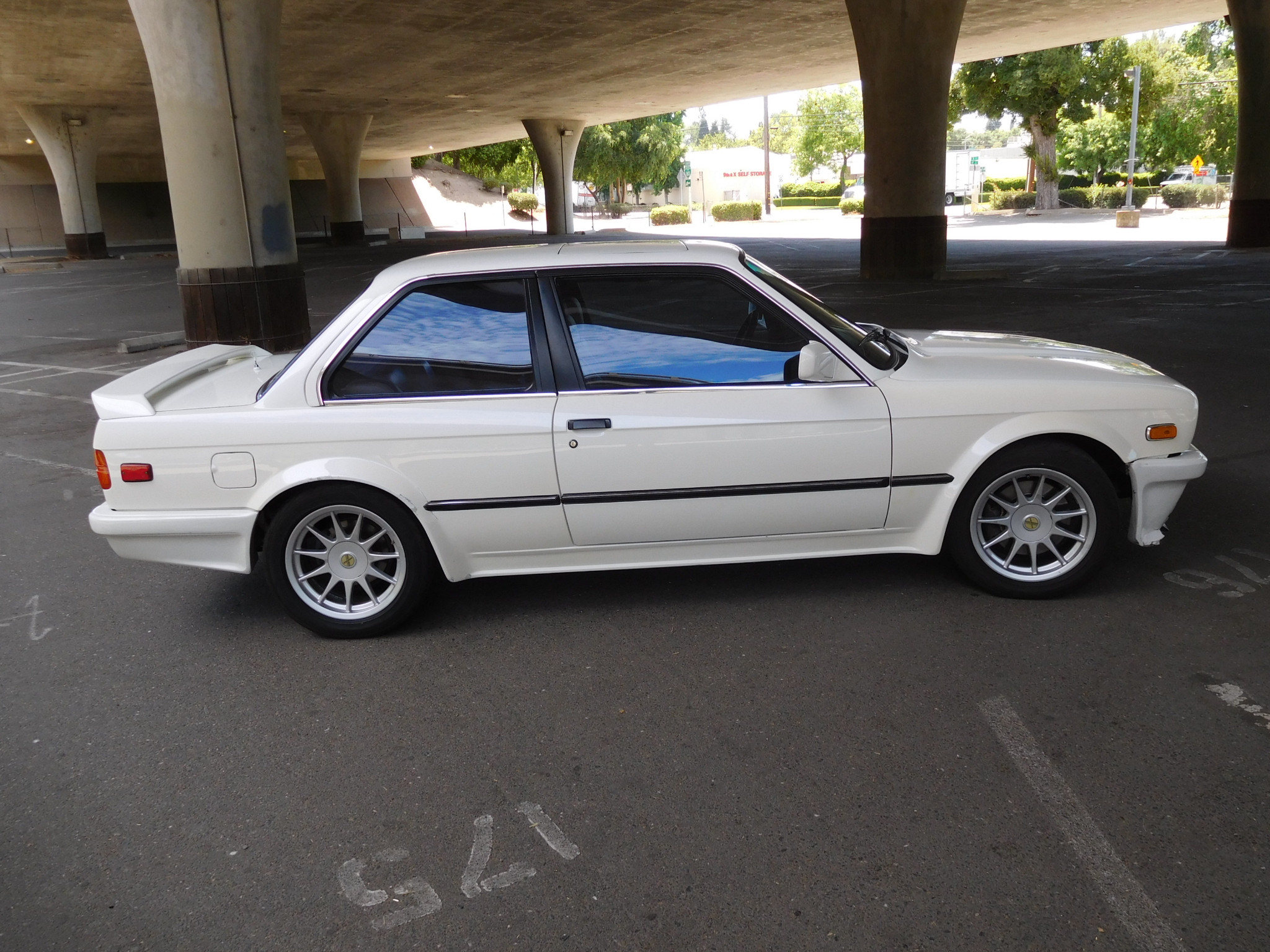 260hp Hartge BMW H35 E30 Coupe