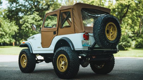 1983 Jeep CJ-5 Modified 6-Speed