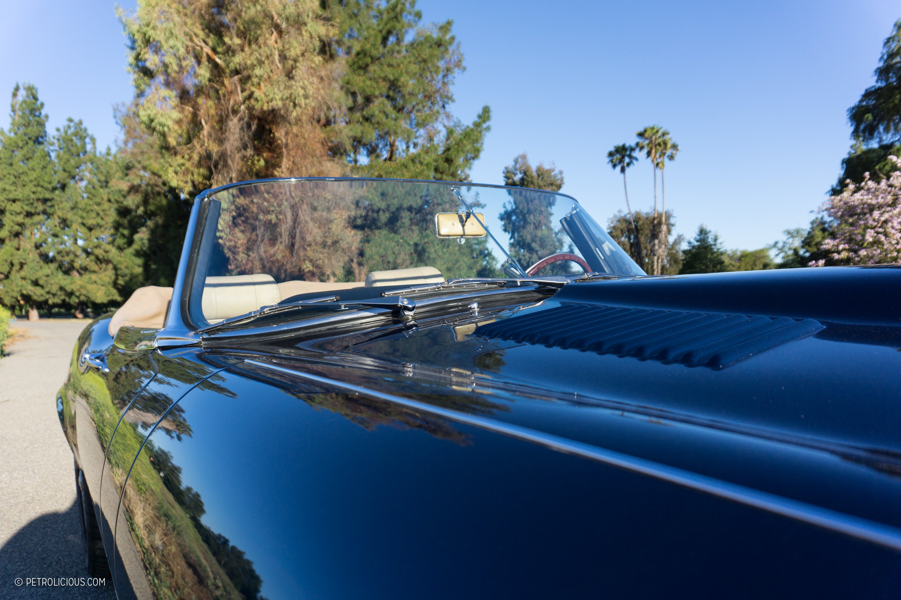 5.7-Liter V12 Jaguar E-Type Roadster