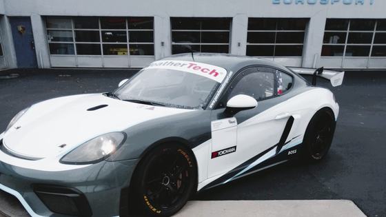 2019 Porsche 718 Cayman GT4 Clubsport by Manthey-Racing