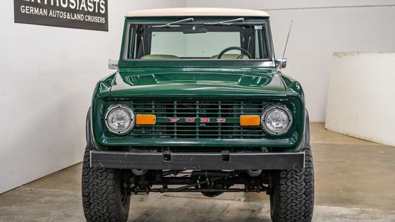 1975 Ford Bronco 5-Speed
