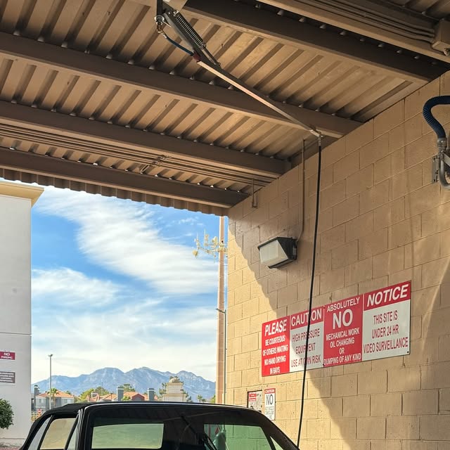 S52-Powered LTO widebody BMW E30 Convertible