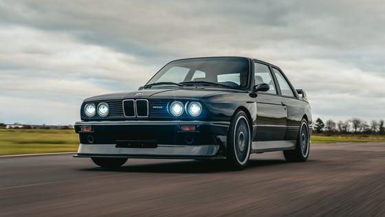 BMW M3 E30 Restomod by Redux