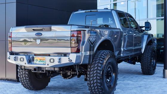2022 Ford F-350 Super Duty Lariat by Sintor