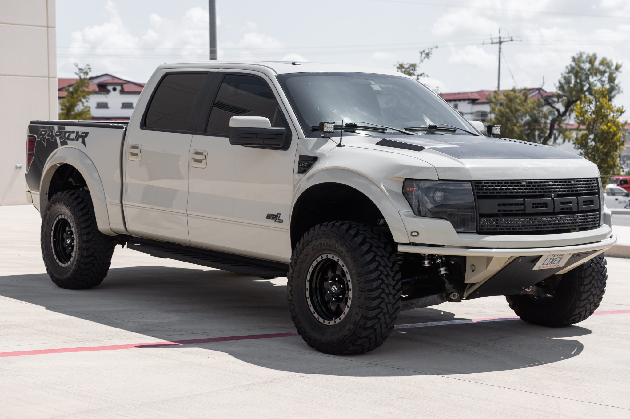 2014 Ford F-150 SVT Raptor SuperCrew
