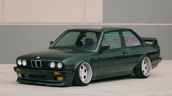 S52-Powered BMW E30 by Ryan Miller