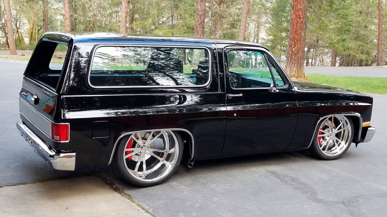 425hp V8-Powered 1985 GMC Jimmy Restomod