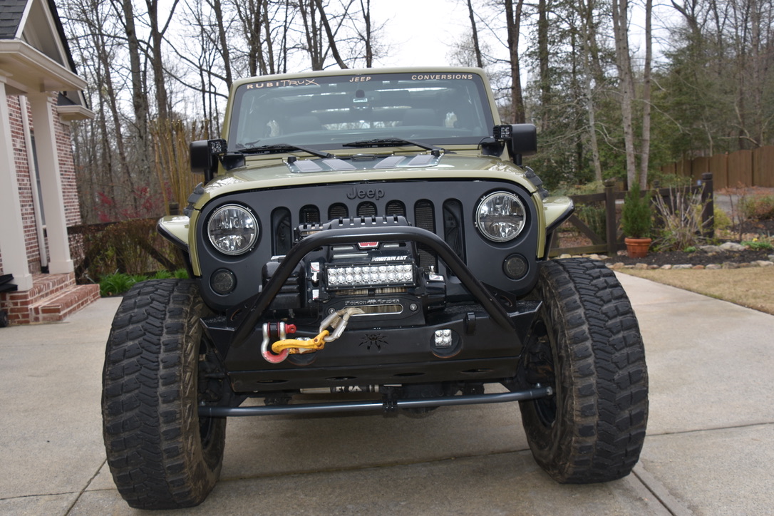 2013 Jeep Wrangler Unlimited Rubicon by ejvelazquez