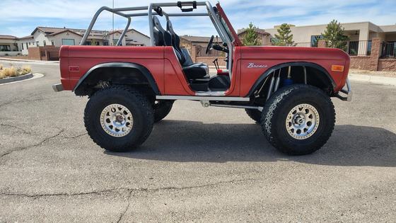 1975 Ford Bronco by eatoledo