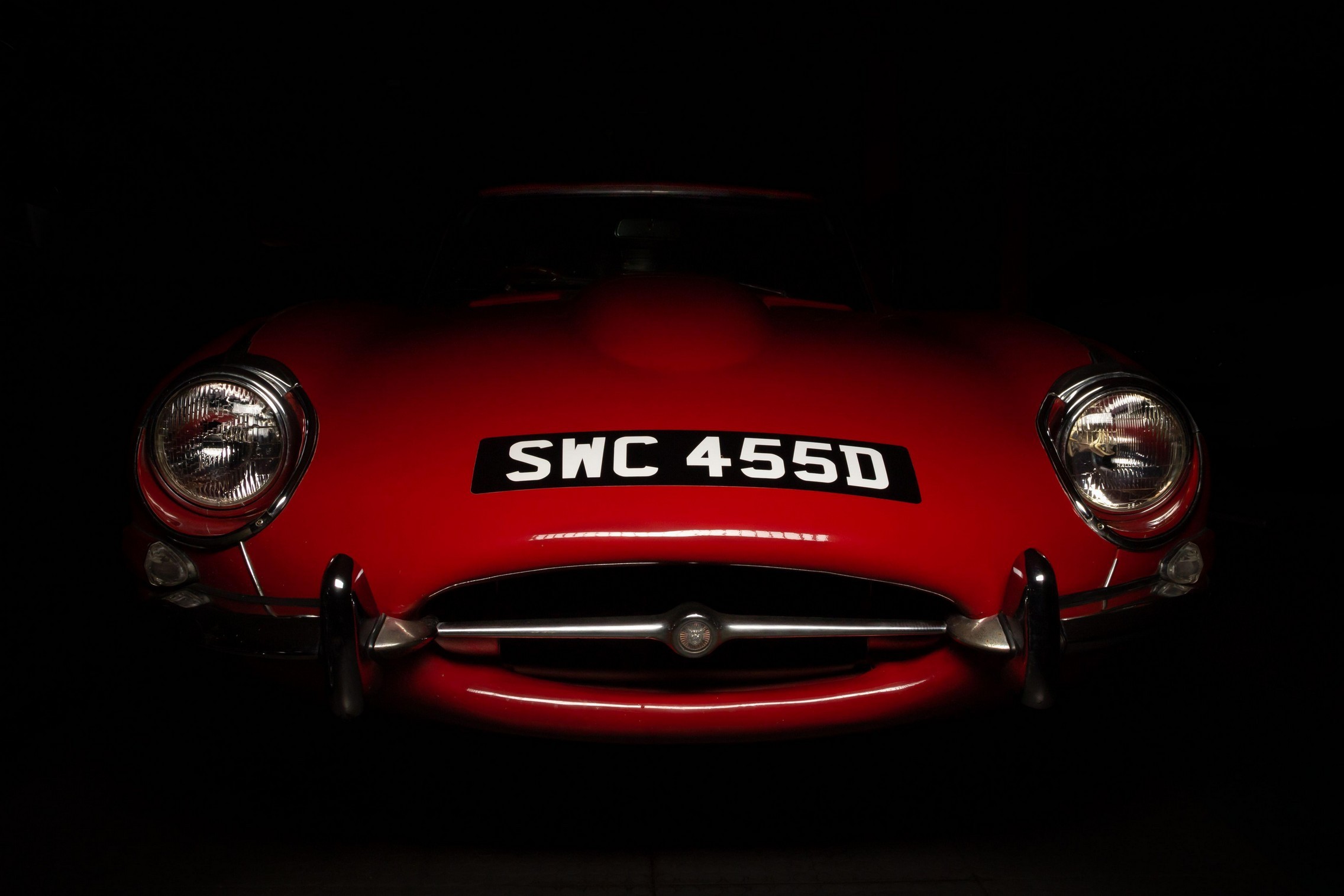 Tesla-Powered Jaguar E-Type Restomod by E.C.D.