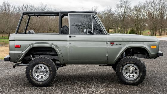1976 Ford Bronco by Restofords