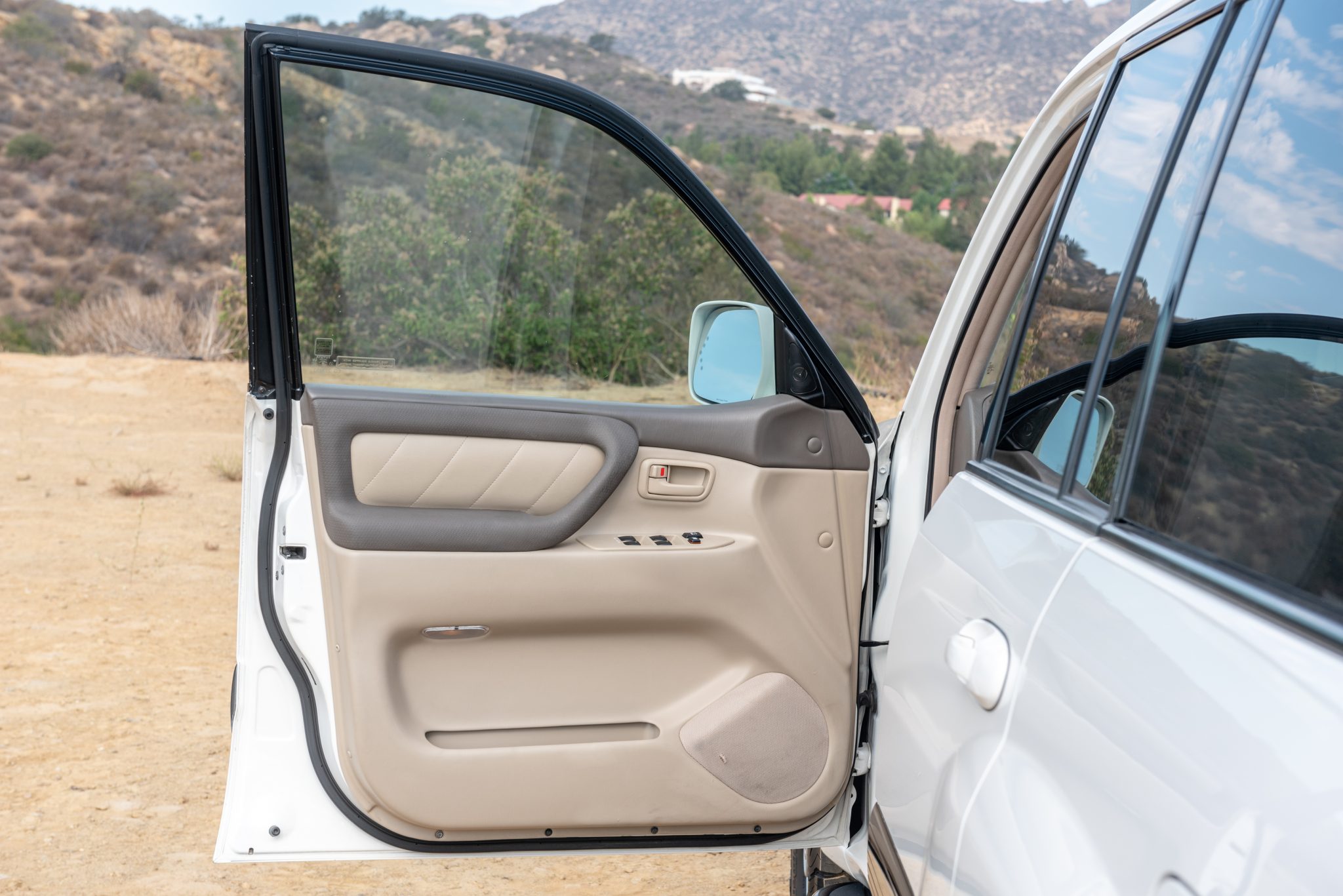 2006 Toyota Land Cruiser UZJ100