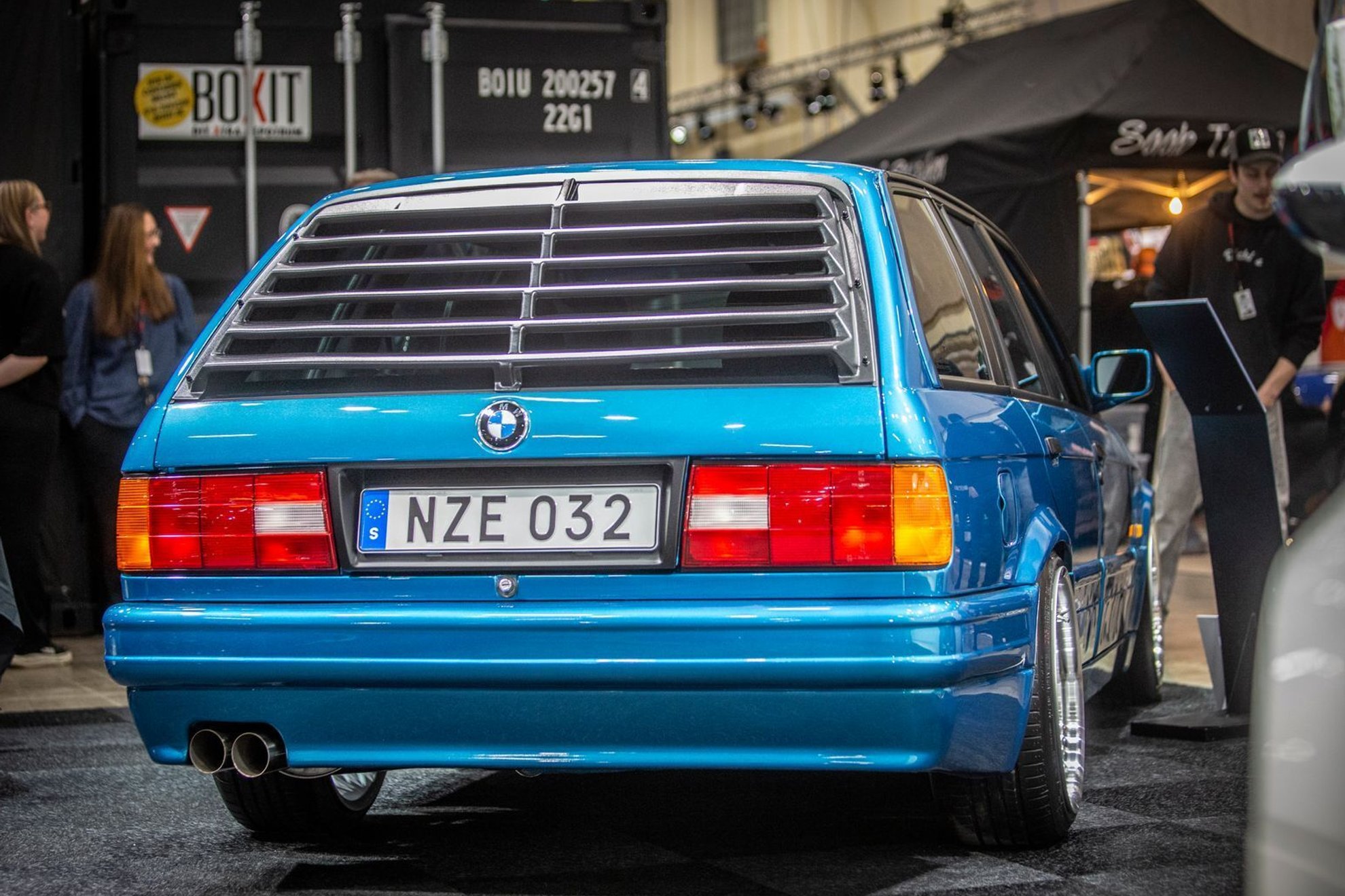 Supercharged BMW E30 Touring with Modern Touch