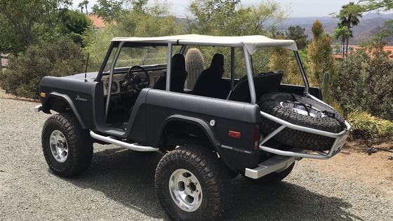 1970 Ford Bronco Modified for Rock Crawling