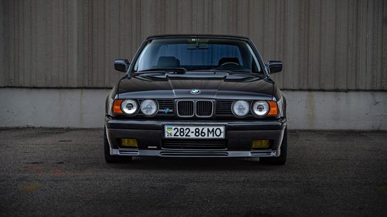 Hartge H5SP-Modified BMW E34 535i Sedan