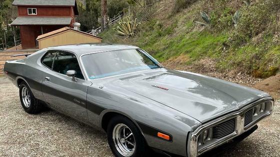 400ci V8 1974 Dodge Charger