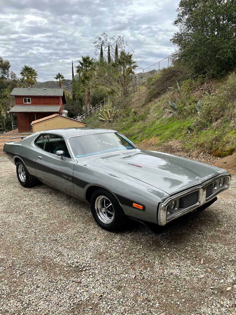 400ci V8 1974 Dodge Charger