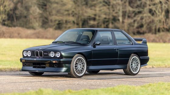 BMW E30 M3 by Redux