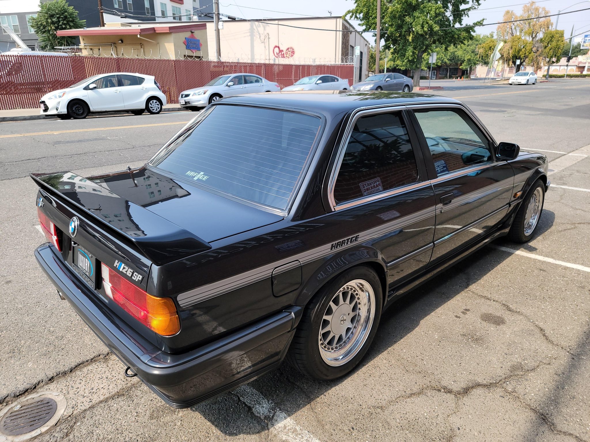 Hartge H26-Powered BMW E30 325i