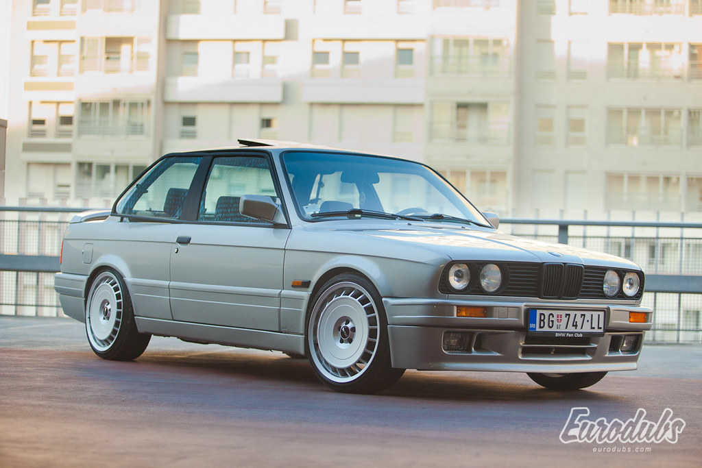 BMW E30 327i on Ronal Aero