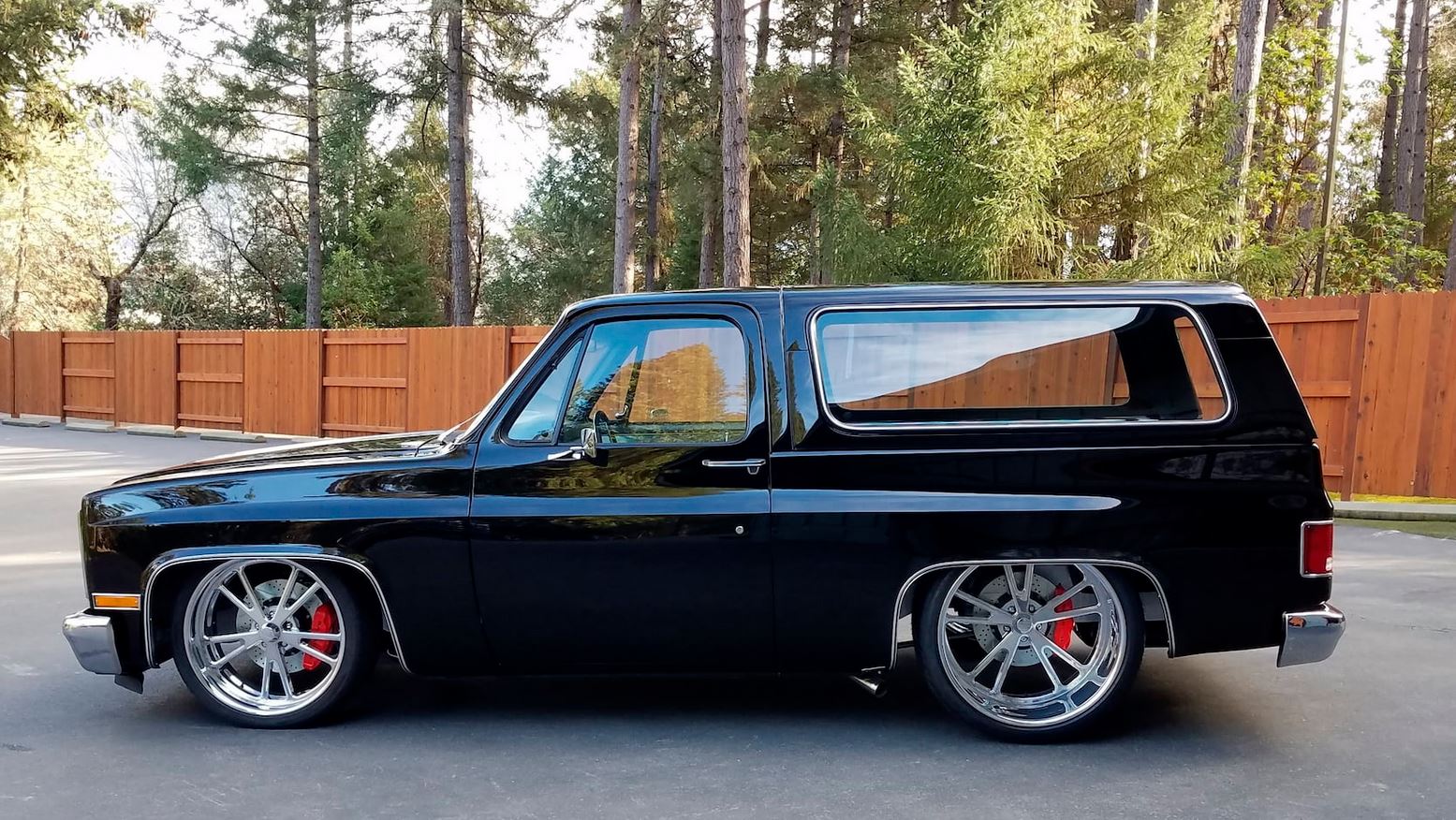 425hp V8-Powered 1985 GMC Jimmy Restomod