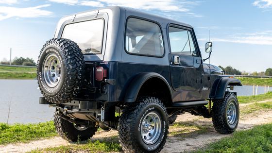 Modified 1985 Jeep CJ-7 with Rubicon Lift