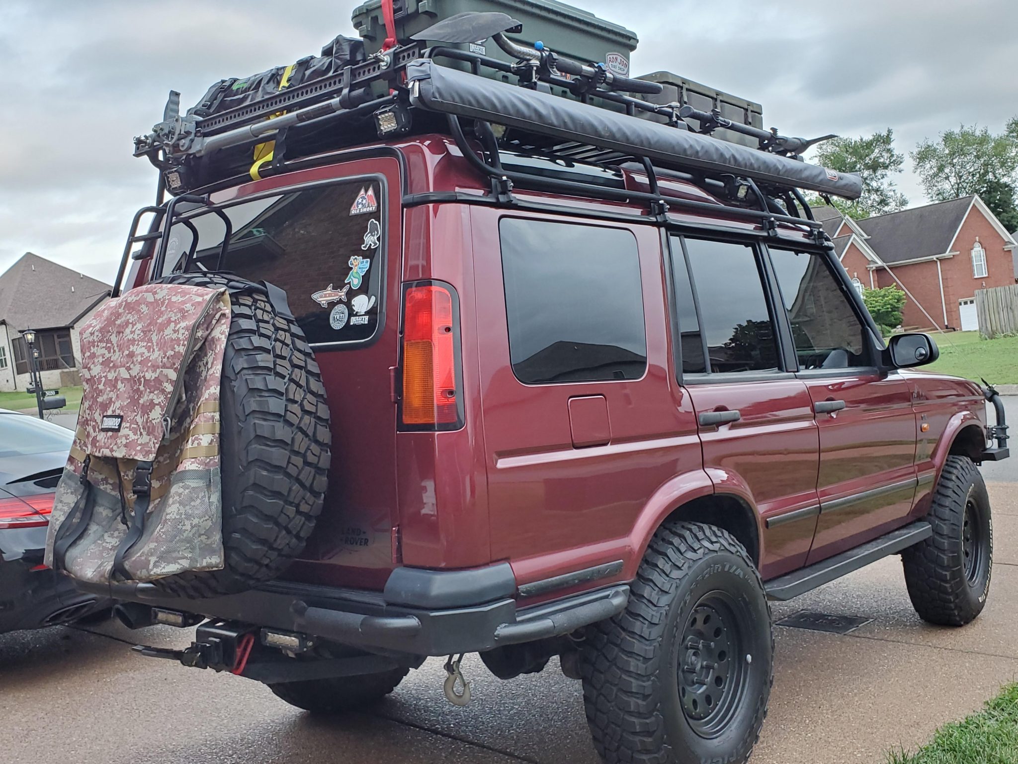 2004 Land Rover Discovery II SE by OverlandD2