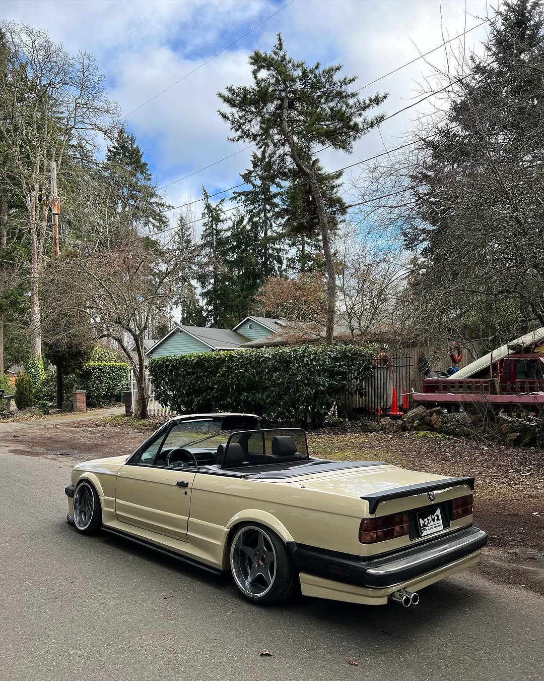 BMW E30