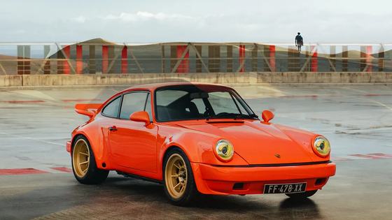 Supercharged Porsche 911 Restomod by Machine Revival
