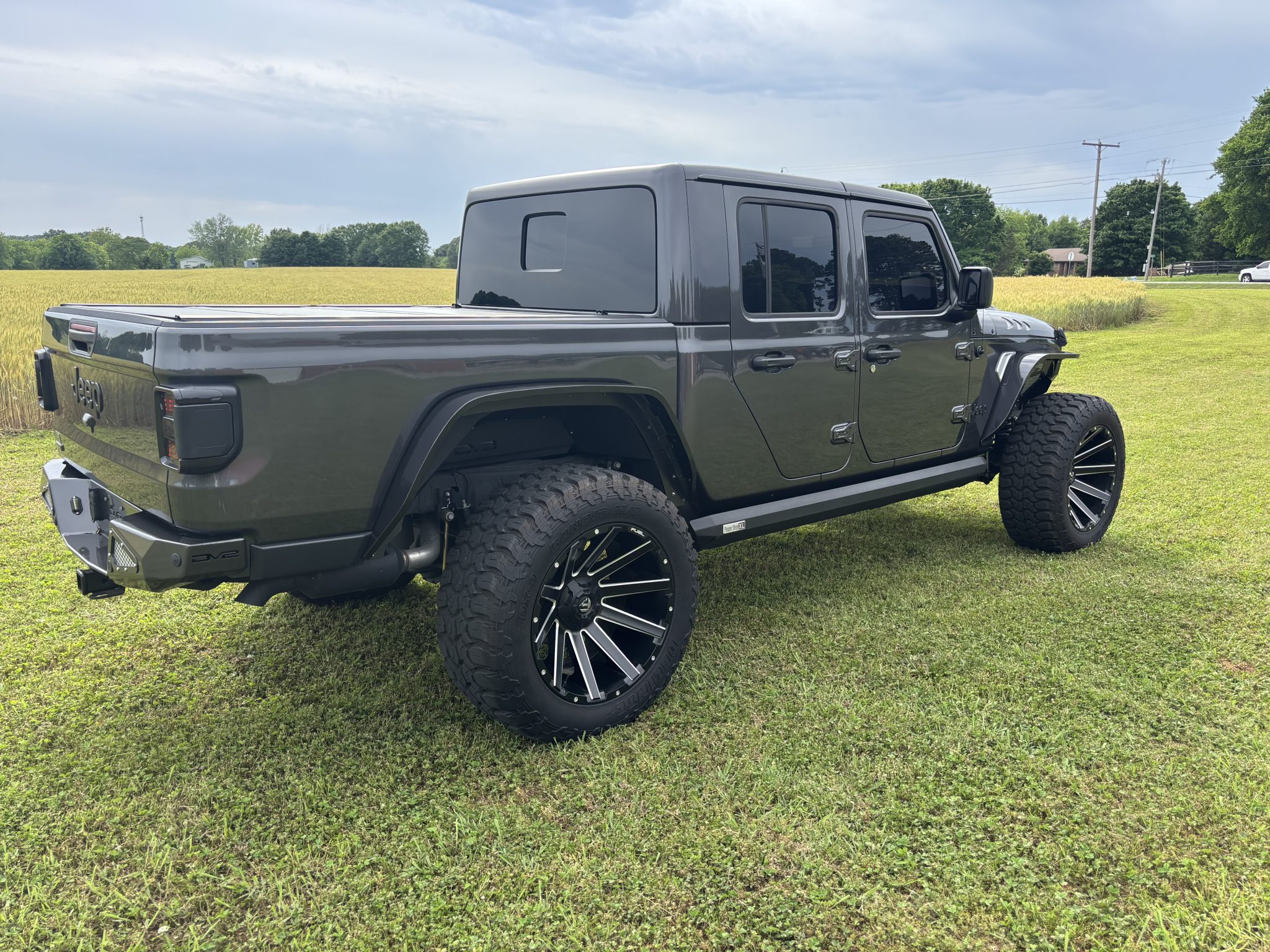 2021 Jeep Gladiator Willys Diesel