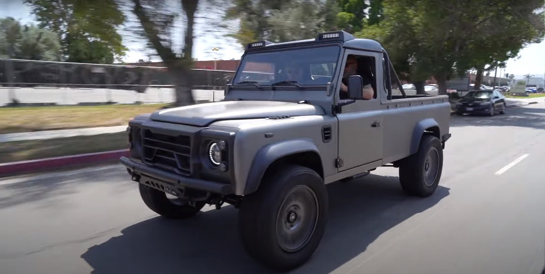500hp LT1-Powered Land Rover Defender 110 Restomod
