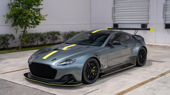2017 Aston Martin Vantage AMR Pro