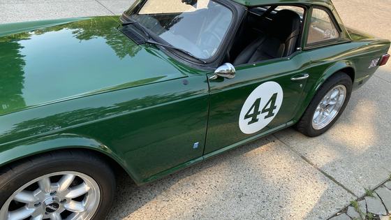 1975 Triumph TR6 Modified by RJFJR
